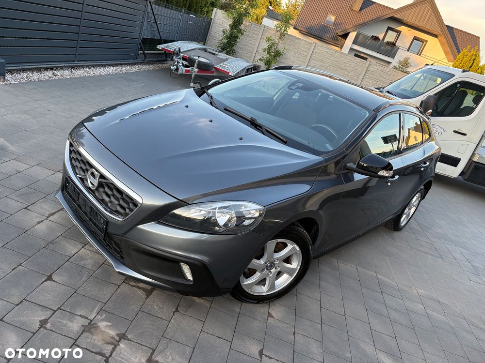 Volvo V40 D2 Ocean Race - 1