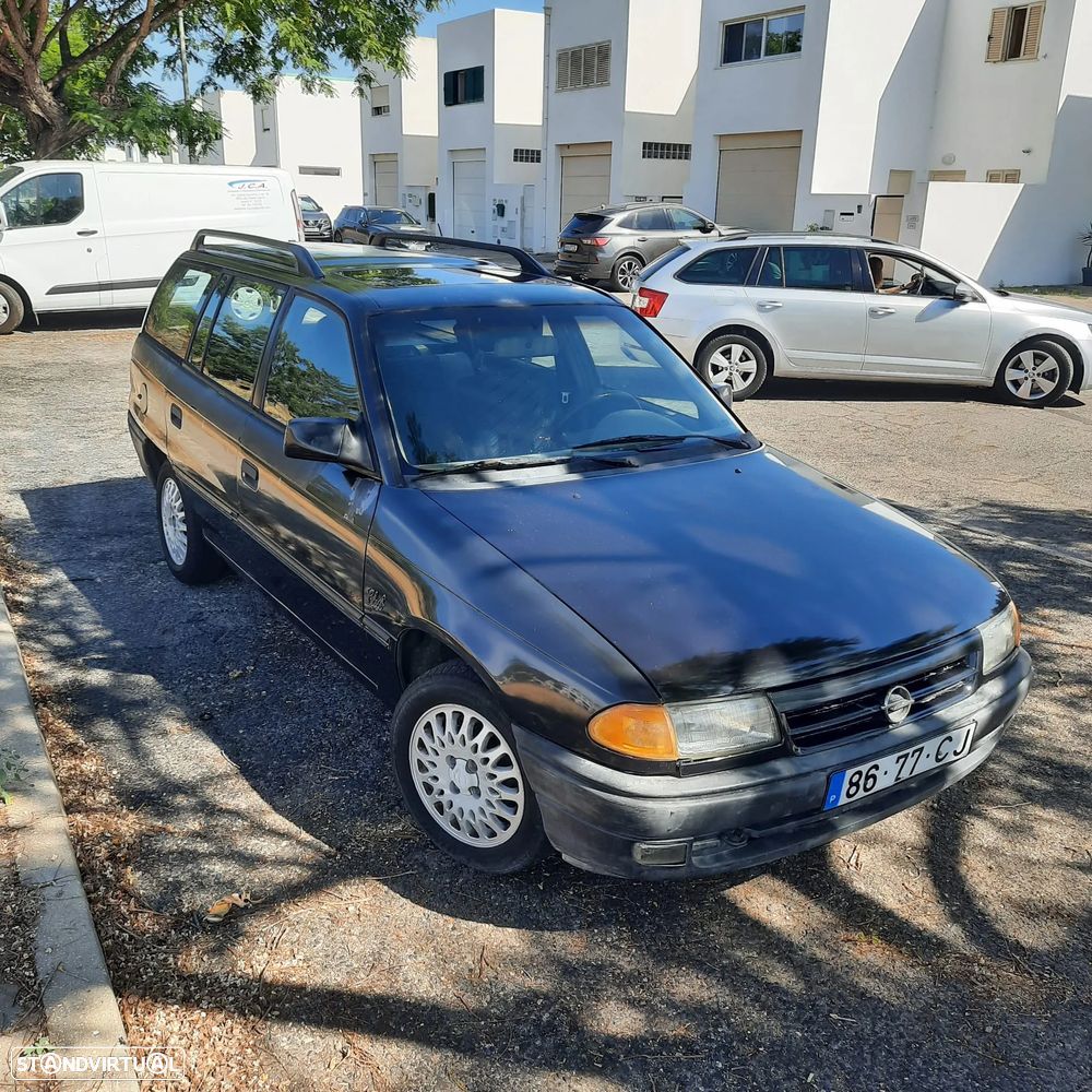 Opel Astra Caravan 1.4i Club ABS/AC - 1