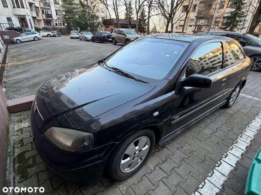 Opel Astra 1.4 GL - 4