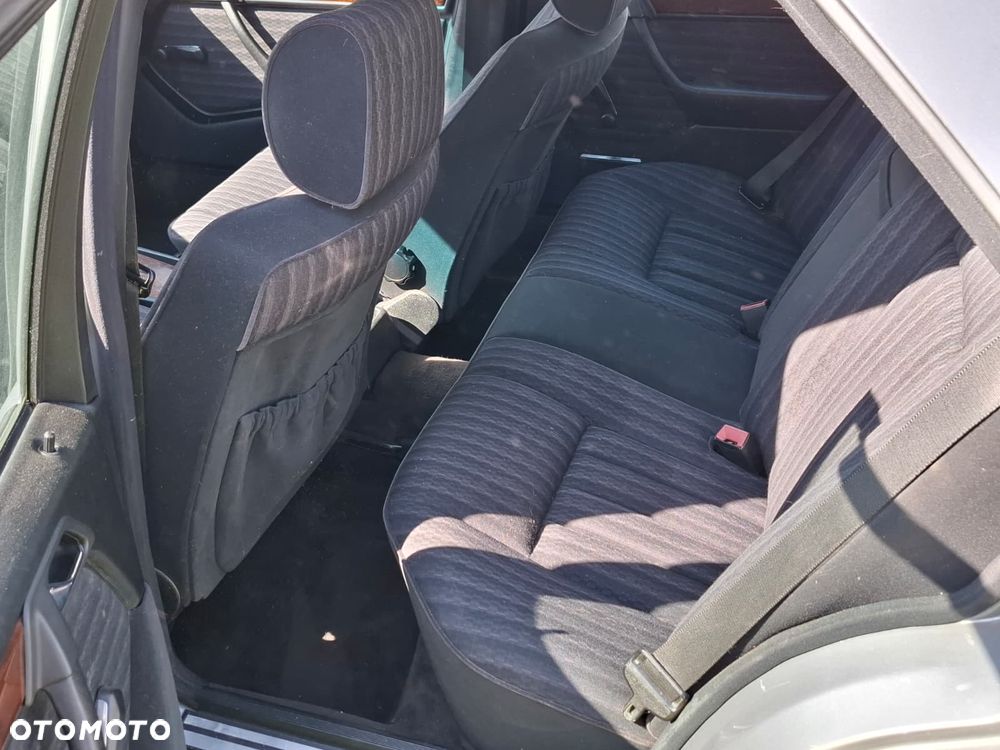 Mercedes-Benz W124 (1984-1993) - 7