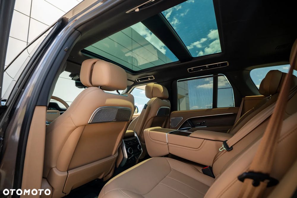 Land Rover Range Rover 4.4 V8 P535 Autobiography - 12