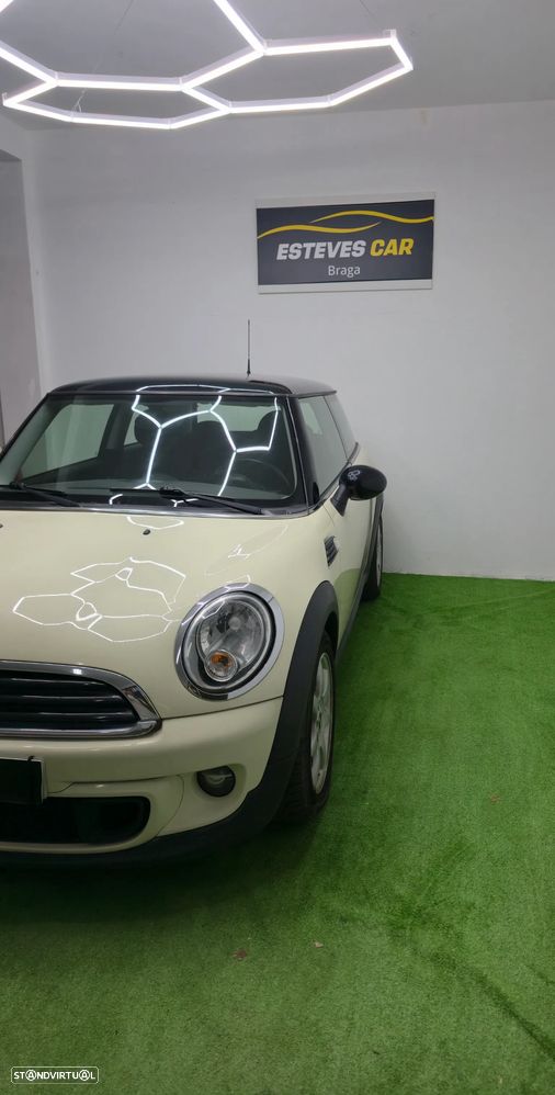 MINI 3 Portas Cooper D - 3
