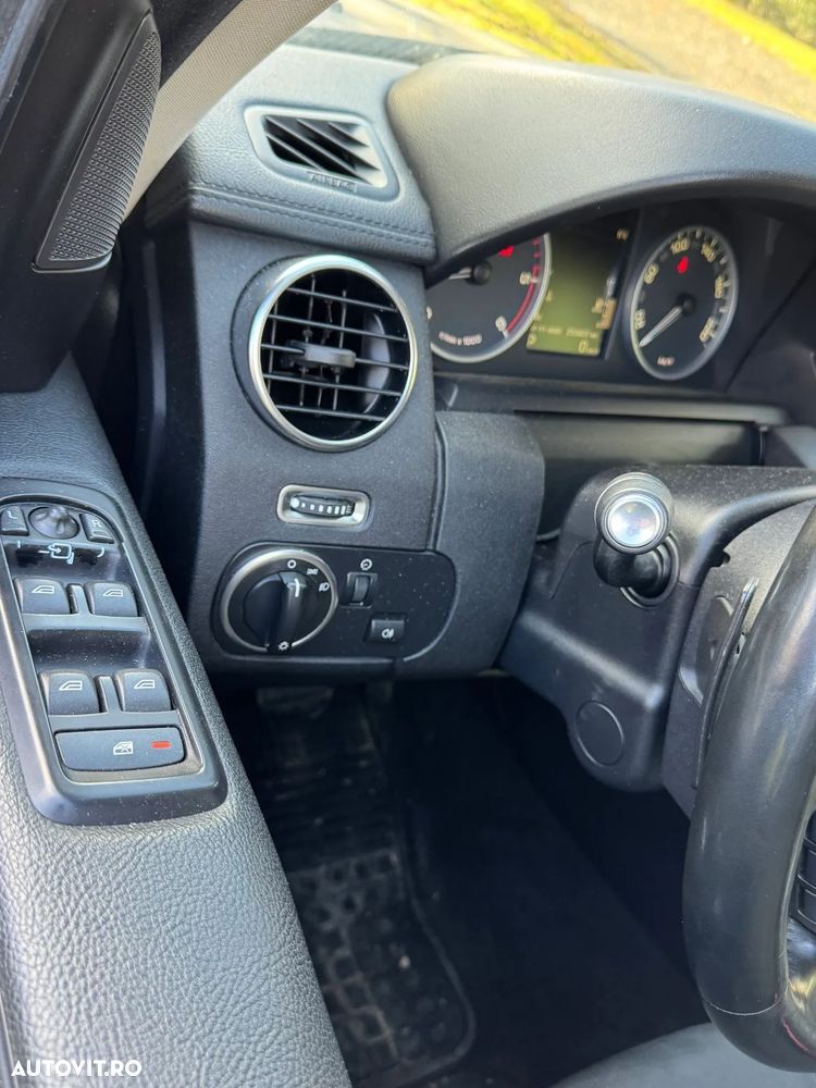 Land Rover Discovery 4 3.0 TDV6 S Aut - 10