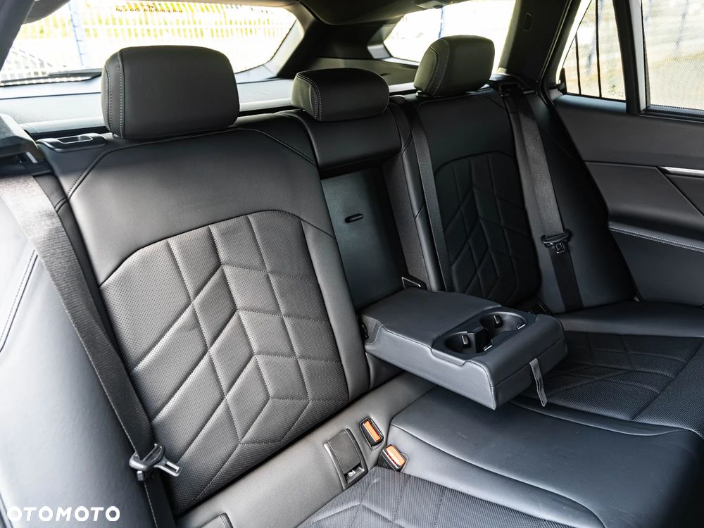 BMW Seria 5 520d xDrive mHEV M Sport - 26