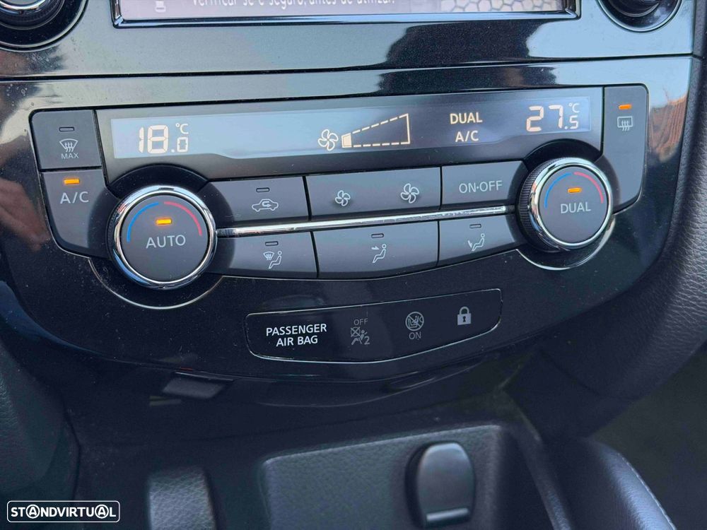 Nissan Qashqai 1.5 dCi N-Connecta - 51