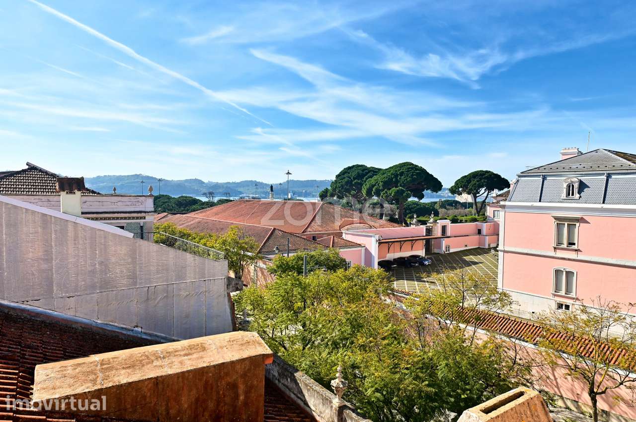 Oportunidade Única, de ter apartamento T5 (constituído 2 un 1T3+1T2... - Grande imagem: 2/31
