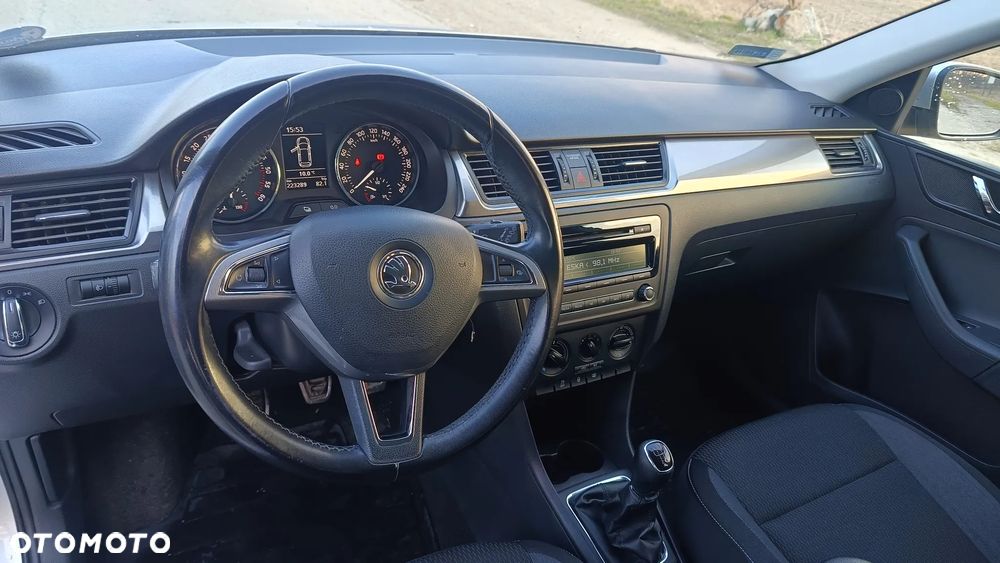 Skoda RAPID - 11