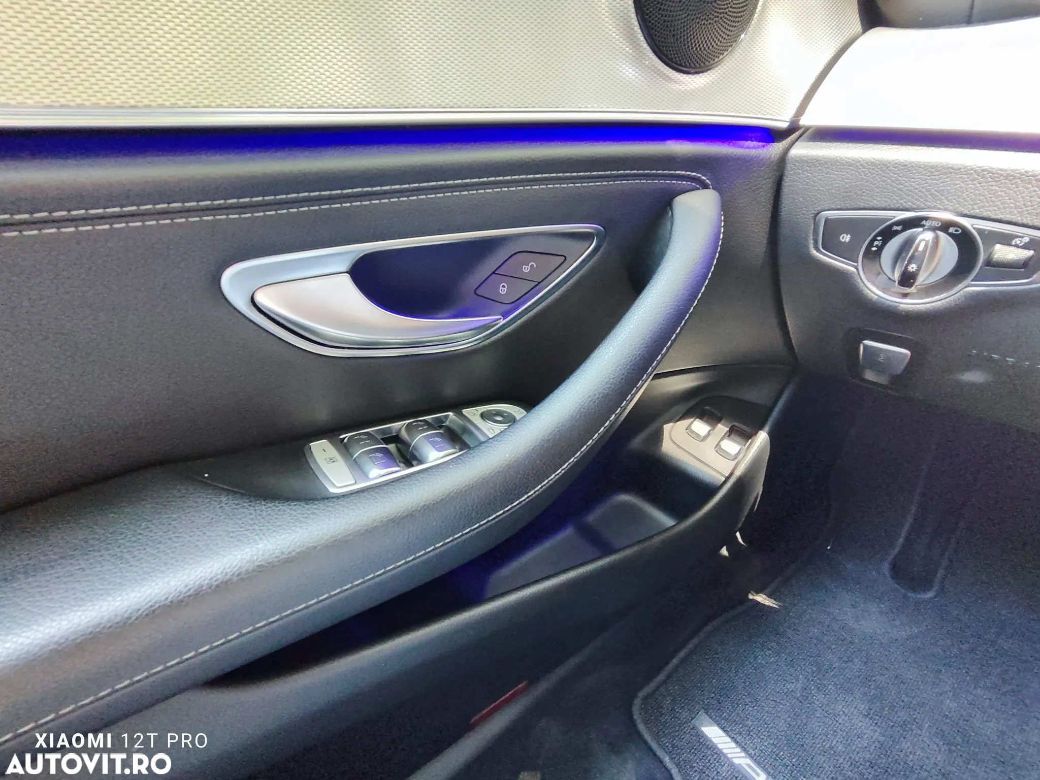 Mercedes-Benz E 220 d T 9G-TRONIC AMG Line - 27
