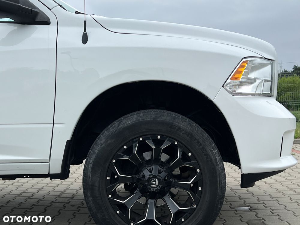 Dodge RAM - 2
