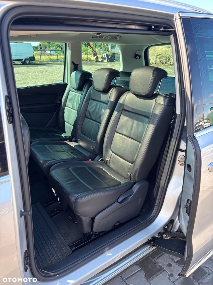 Volkswagen Sharan - 11