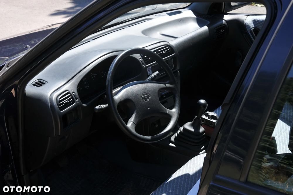 Nissan Sunny 1.4 LX - 9