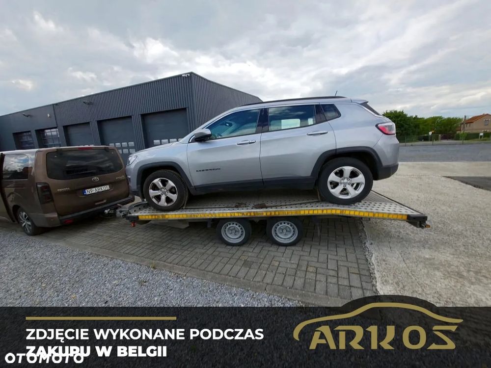 Jeep Compass 1.4 MultiAir Longitude - 8