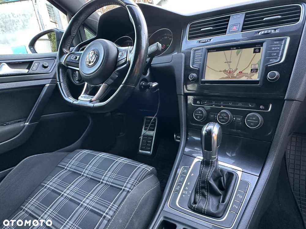 Volkswagen Golf Variant GTD BlueMotion Technology DSG - 16