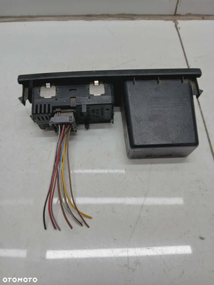 STEROWNIK PRZEŁĄCZNIK WEBASTO MERCEDES SPRINTER VW CRAFTER 9065420011  8EU00762816 - 2