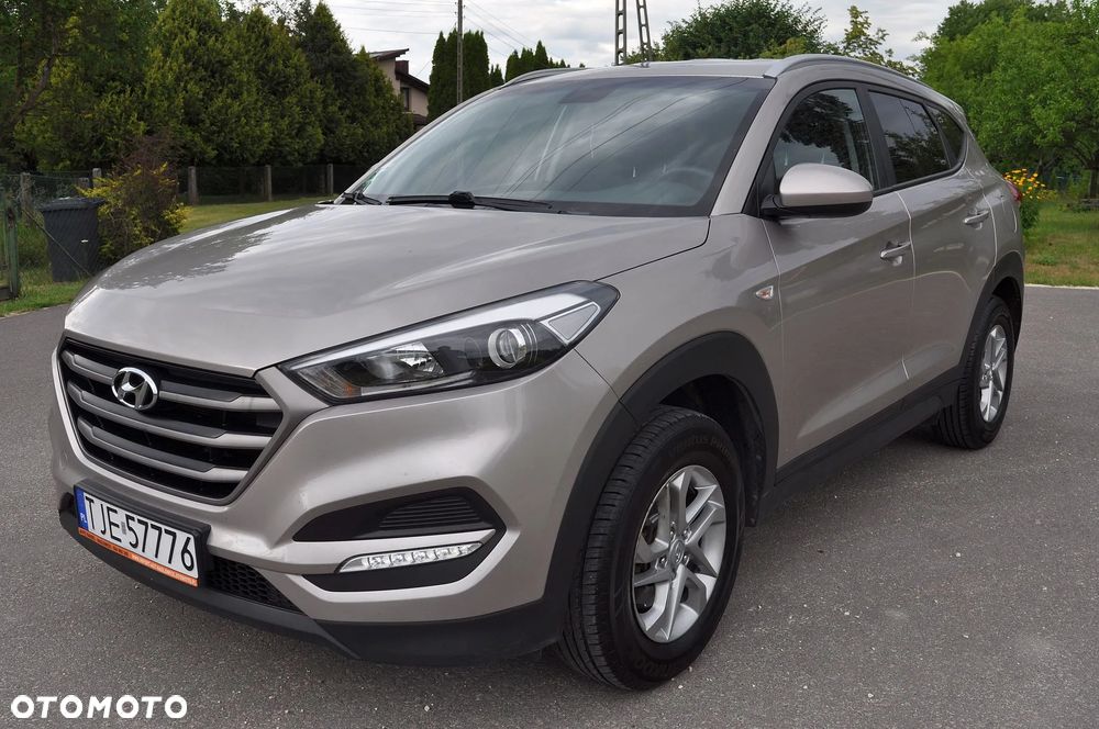 Hyundai Tucson 1.6 GDI BlueDrive GO 2WD - 9