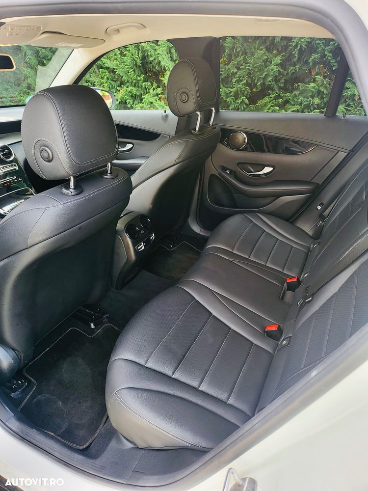 Mercedes-Benz GLC 250 4MATIC 9G-TRONIC - 8