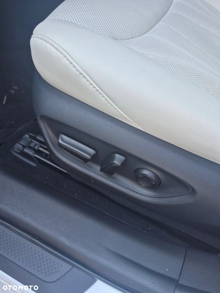 Toyota Mirai Executive - 32