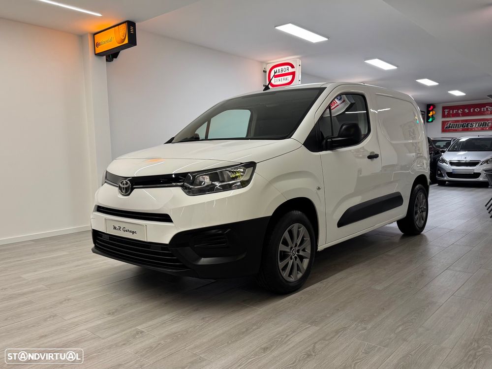 Toyota Proace City - 16