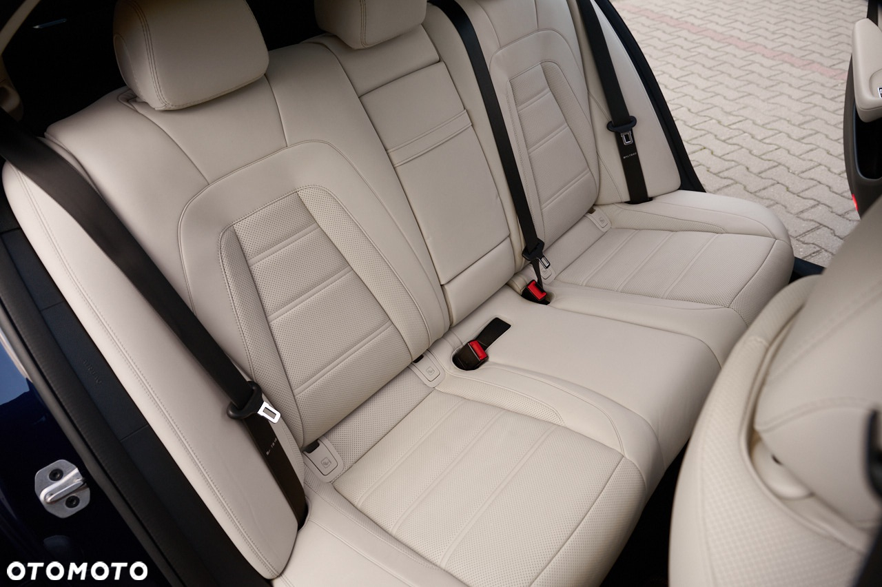 Mercedes-Benz Klasa E AMG 63 S 4-Matic+ - 29