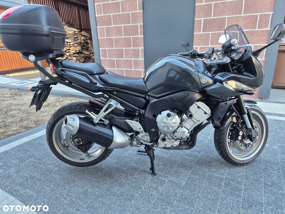 Yamaha FZ - 6
