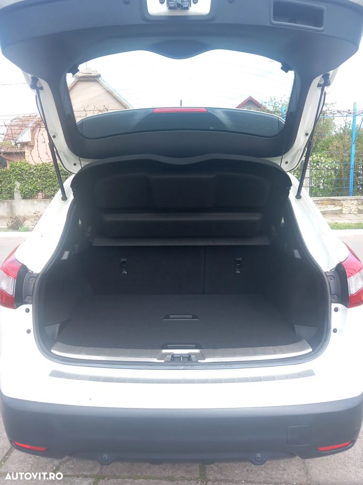 Nissan Qashqai 1.5 DCI TEKNA - 24