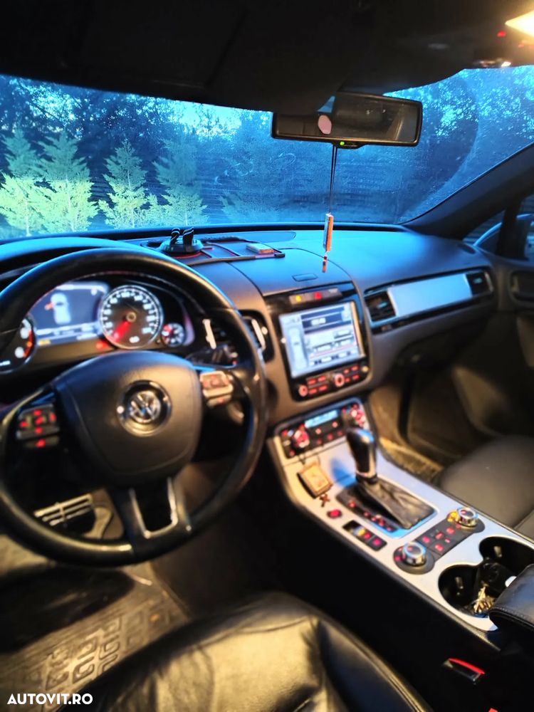 Volkswagen Touareg 3.0 V6 TDI BMT - 28