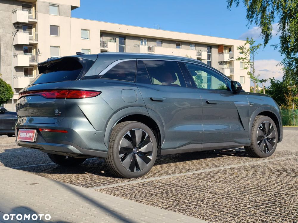 BYD Tang L - 13
