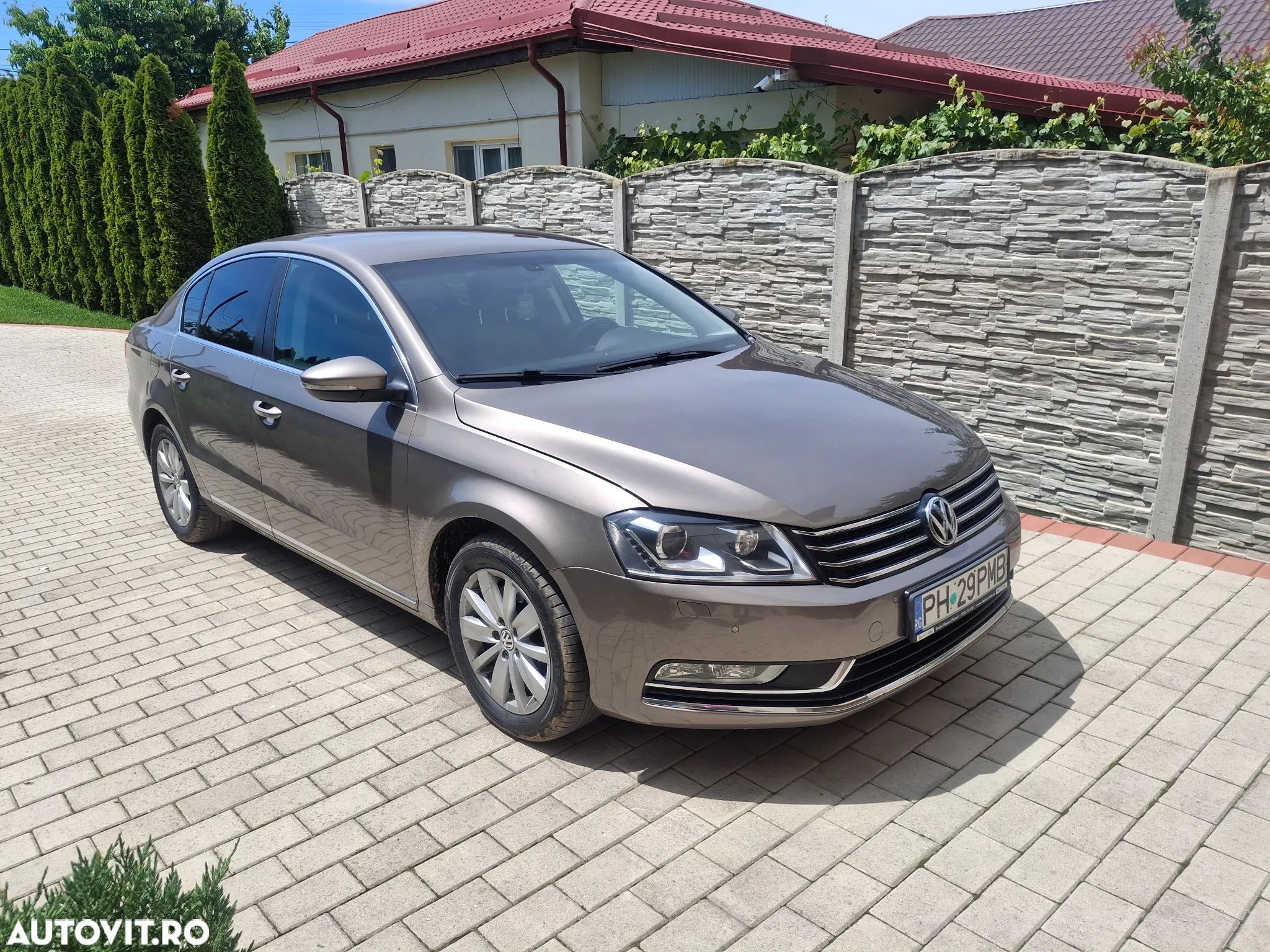 Volkswagen Passat Variant 1.8 TSI Highline DSG - 1