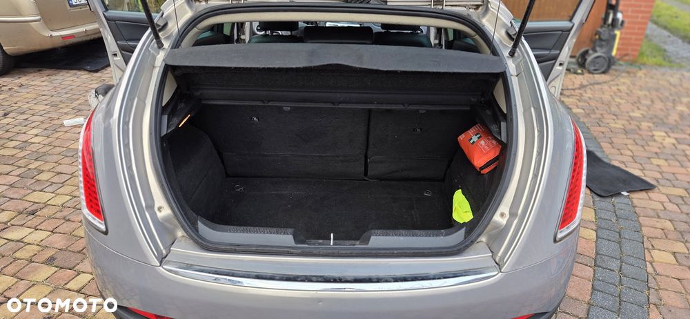 Lancia Delta 1.4 T-Jet Argento - 12