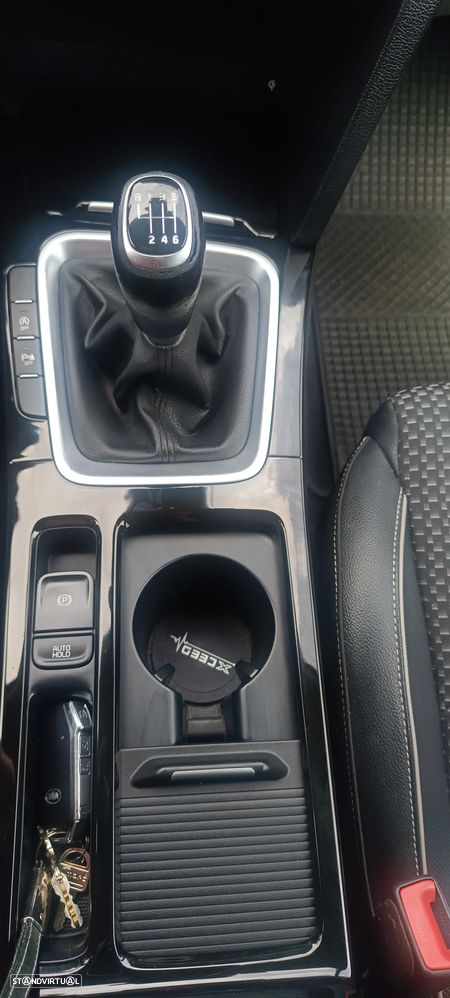 Kia XCeed 1.6 CRDi Tech - 8