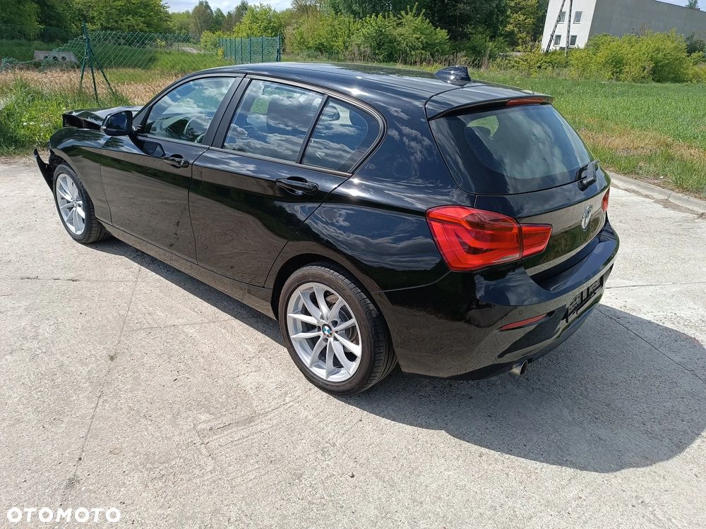 BMW Seria 1 116d Sport Line - 10