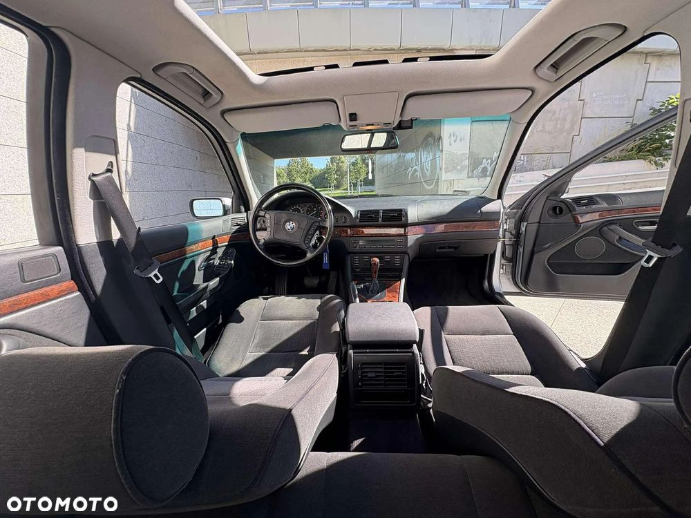 BMW Seria 5 - 8
