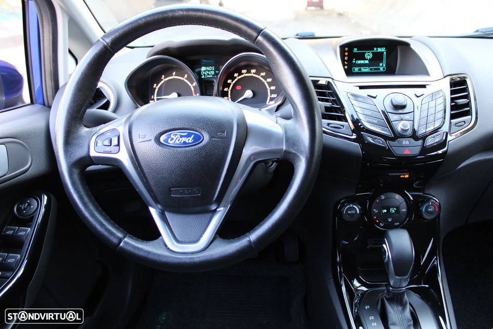 Ford Fiesta 1.0 T EcoBoost Titanium PowerShift - 17