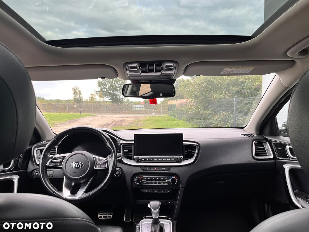 Kia XCeed 1.6 CRDi mHEV L Business Line DCT - 11
