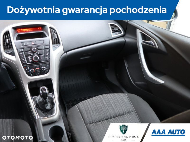 Opel Astra - 9
