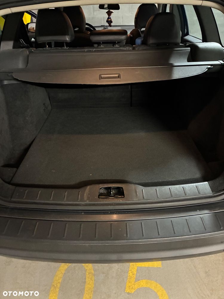 Volvo V50 1.6D DPF DRIVe Momentum - 11