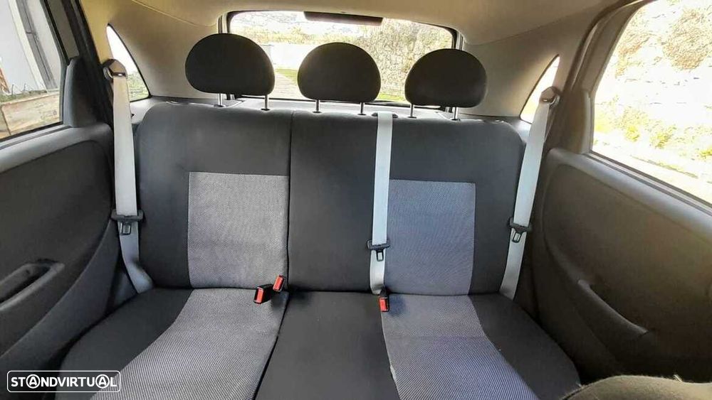 Opel Corsa 1.3 CDTI Enjoy - 4