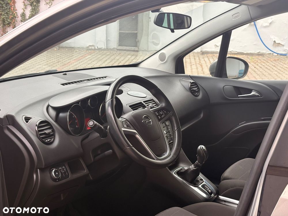 Opel Meriva 1.4 Active - 9