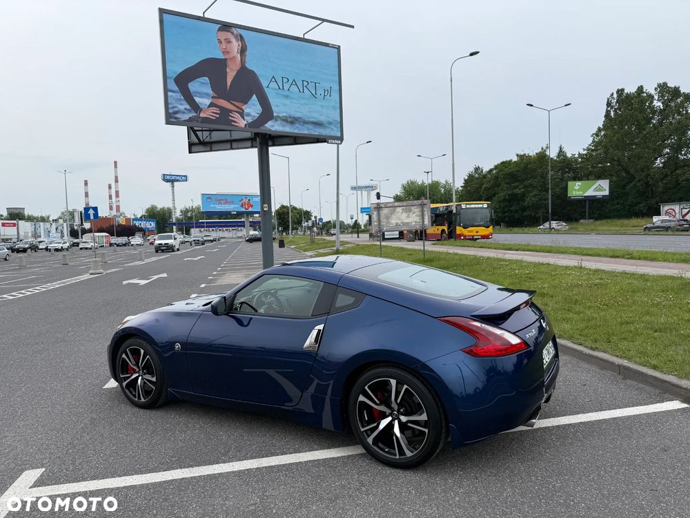 Nissan 370 Z Standard - 4