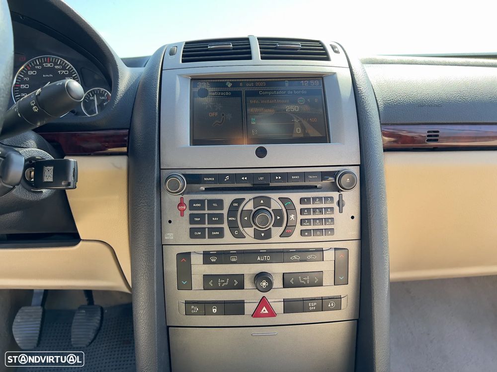 Peugeot 407 SW 2.0 HDi Executive - 7