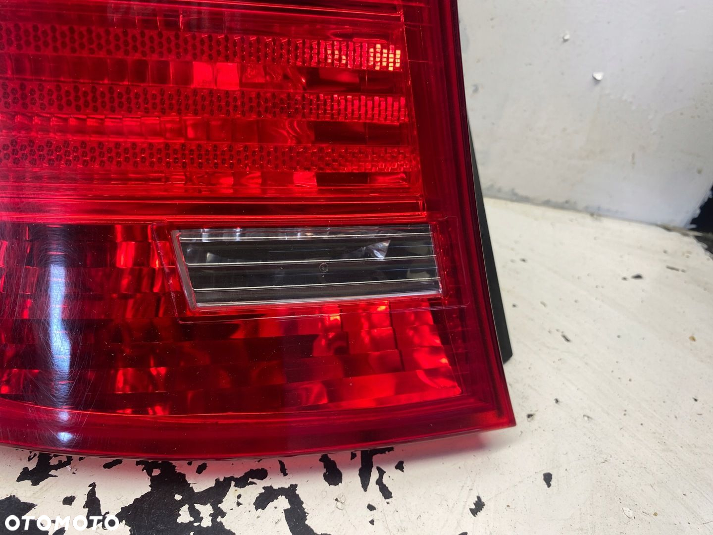 BMW 1 E87 LAMPA LEWY TYŁ 7164255 - 4