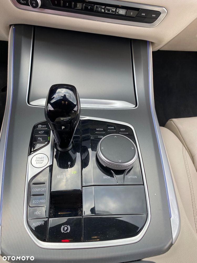 BMW X5 xDrive25d sport - 33