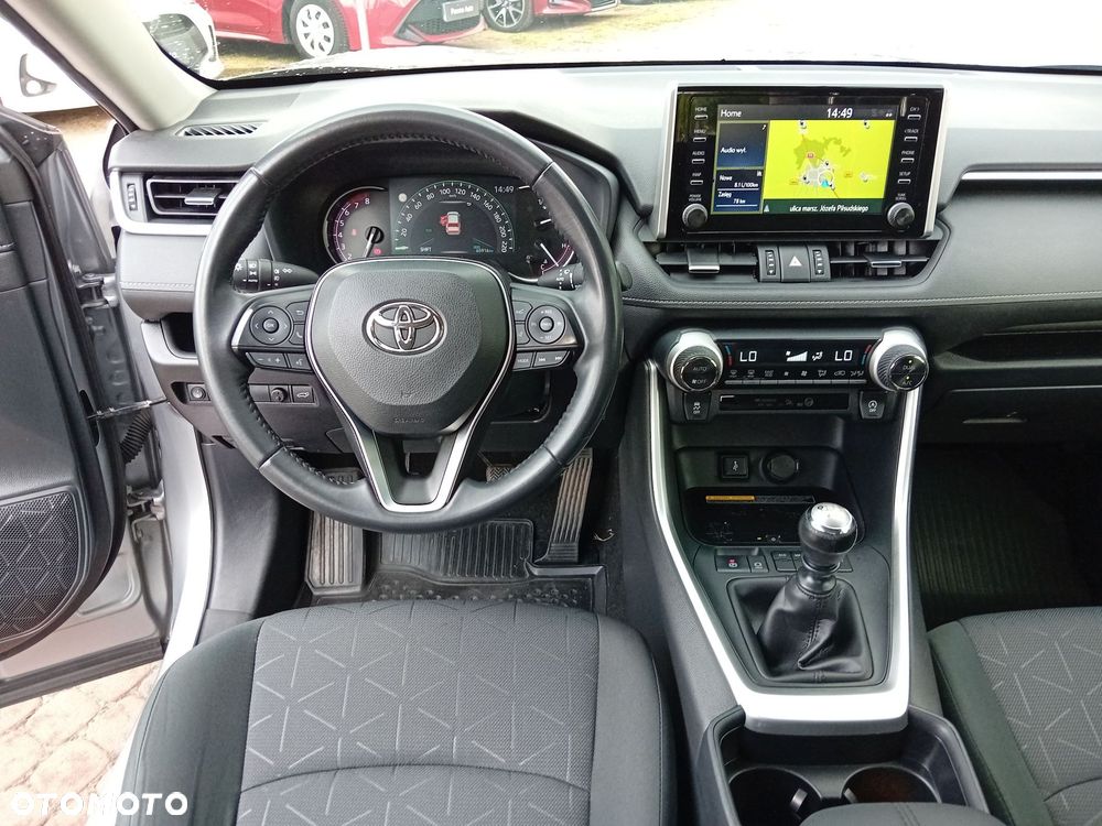 Toyota RAV4 2.0 Comfort 4x2 - 15