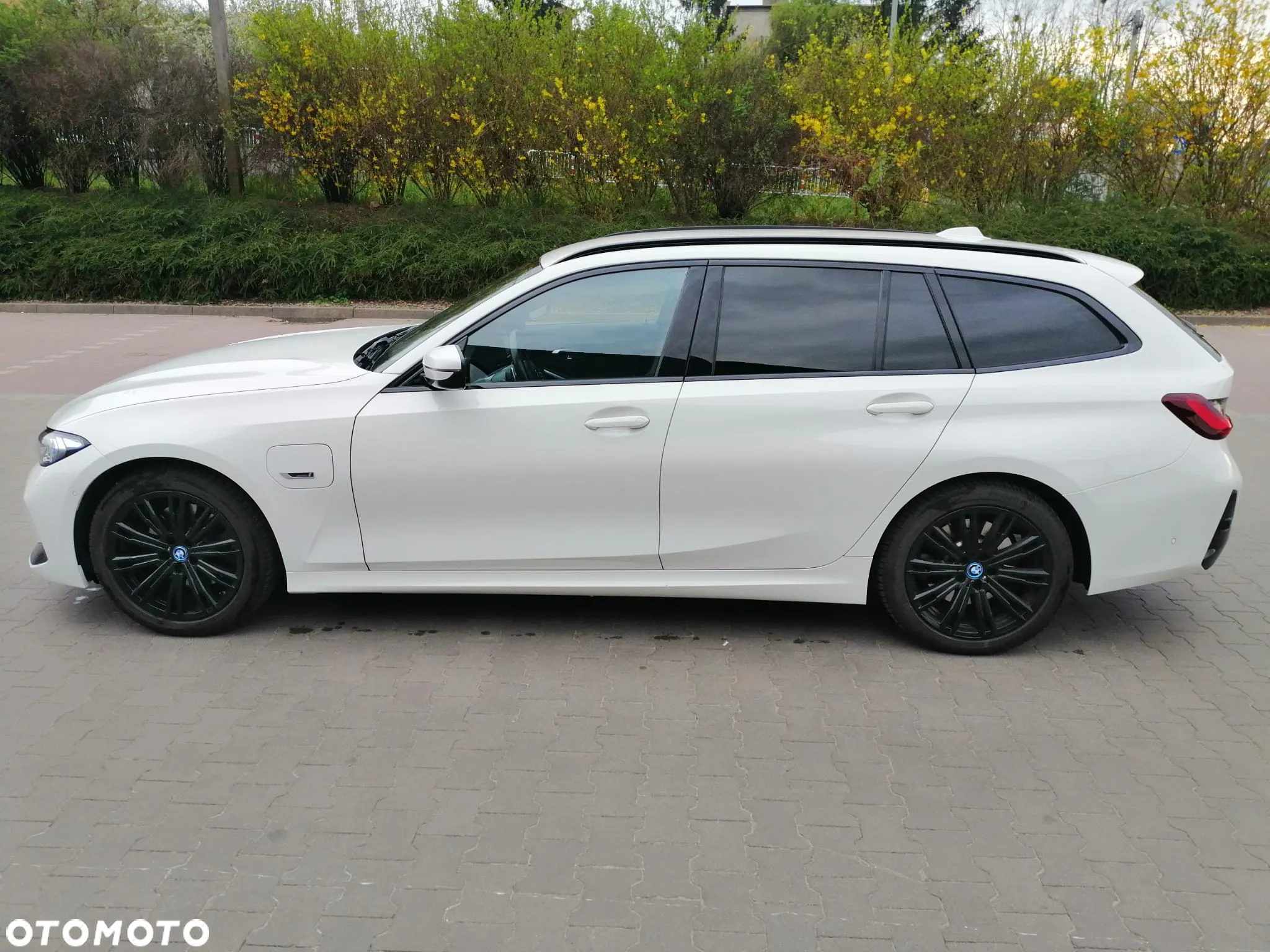 BMW Seria 3 330e M Sport sport - 19