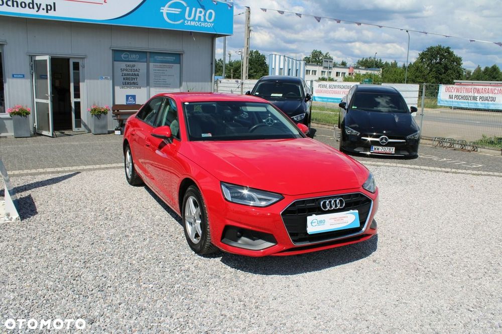 Audi A4 Limousine - 4