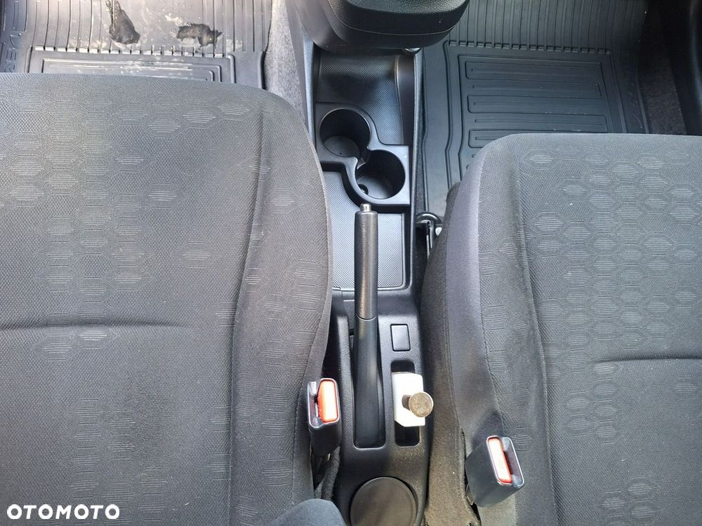 Toyota Verso S 1.33 VVT-i Cool - 21