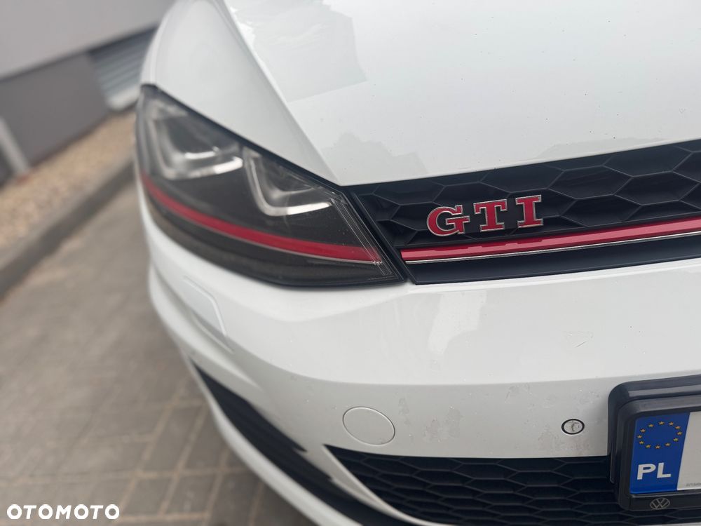 Volkswagen Golf GTI (BlueMotion Technology) DSG - 8