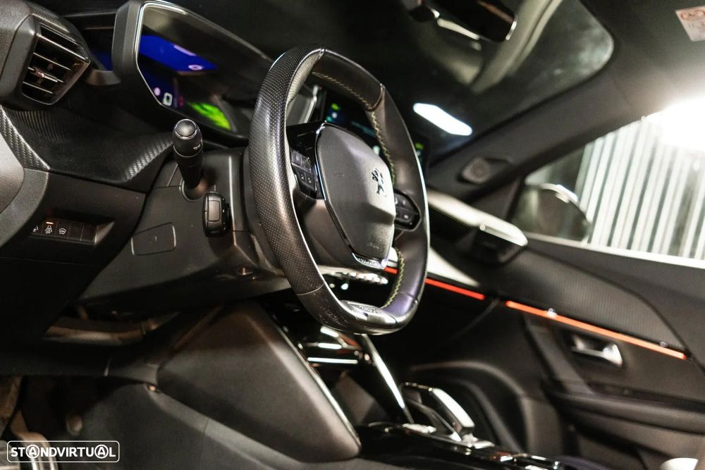 Peugeot e-2008 GT Pack - 18
