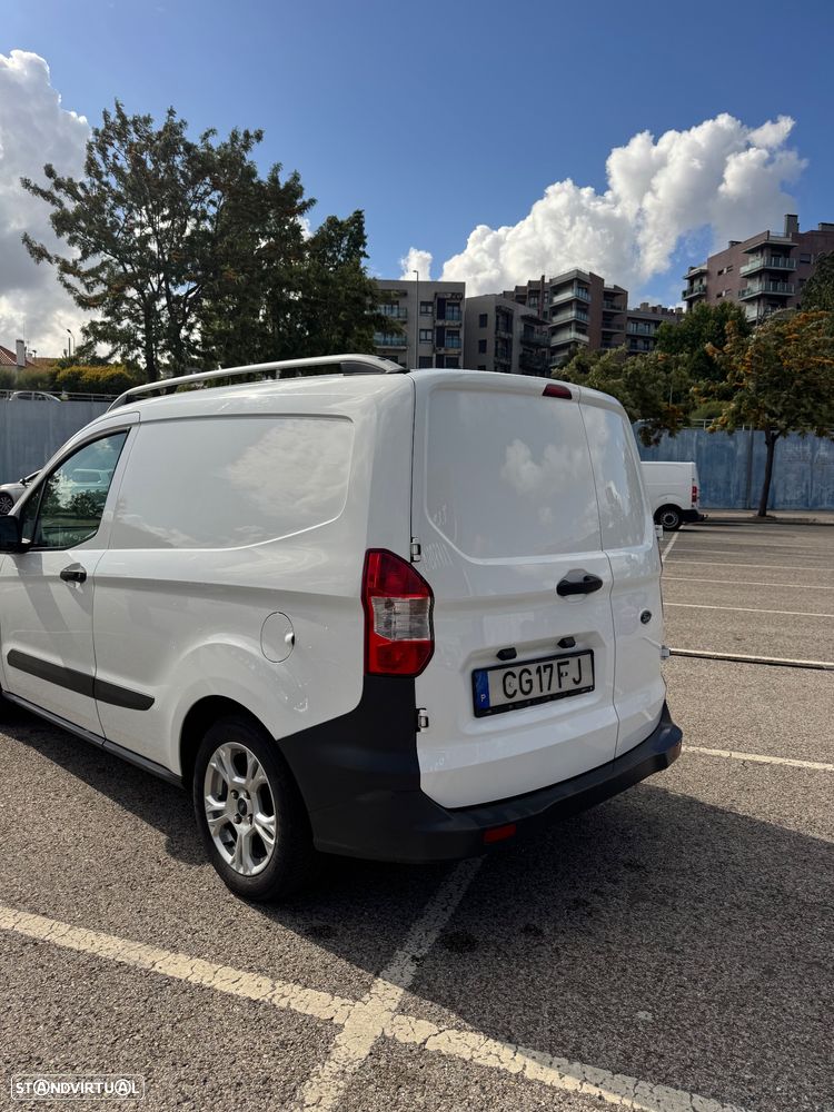 Ford Transit Courier - 6