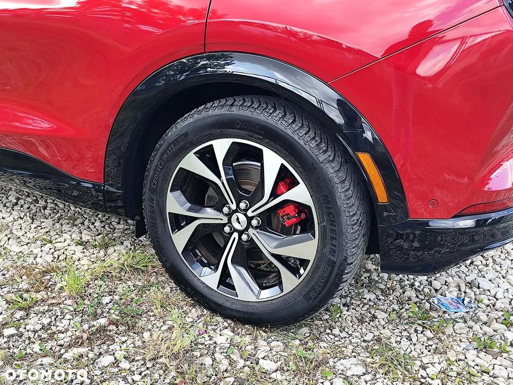 Ford Mustang Mach-E AWD PREMIUM - 14